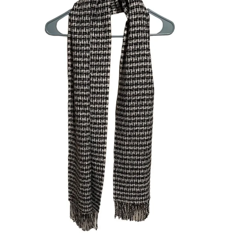 Cashmink- Unisex Black and White Houndstooth Scarf with Fringe Detail, OS